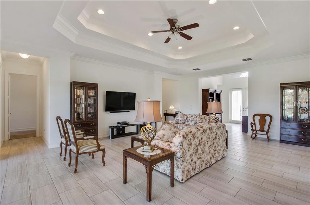 16011 CAPE CORAL DR, WIMAUMA, Florida 33598, 3 Bedrooms Bedrooms, 7 Rooms Rooms,3 BathroomsBathrooms,Residential,For sale,CAPE CORAL DR,T2921730