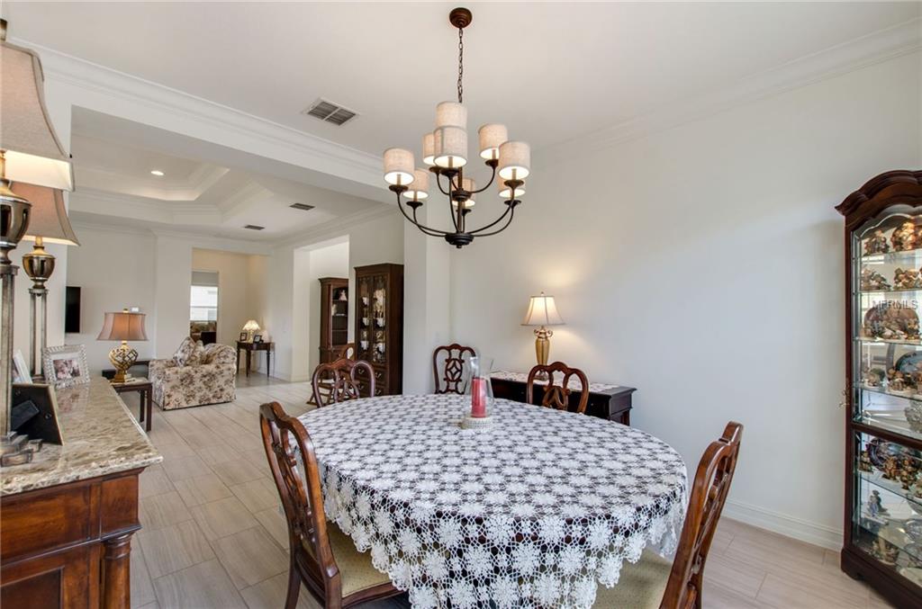 16011 CAPE CORAL DR, WIMAUMA, Florida 33598, 3 Bedrooms Bedrooms, 7 Rooms Rooms,3 BathroomsBathrooms,Residential,For sale,CAPE CORAL DR,T2921730