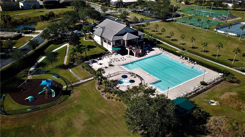 1041 HARBOR HILL STREET, WINTER GARDEN, Florida 34787, 4 Bedrooms Bedrooms, 7 Rooms Rooms,2 BathroomsBathrooms,Residential,For sale,HARBOR HILL,O5557028