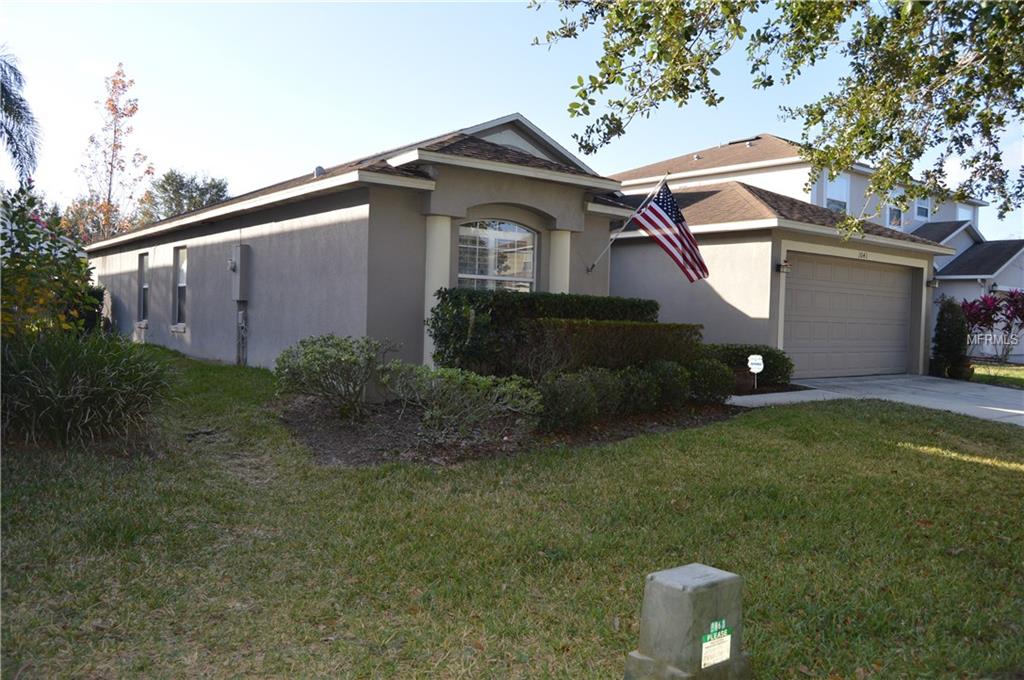 1041 HARBOR HILL STREET, WINTER GARDEN, Florida 34787, 4 Bedrooms Bedrooms, 7 Rooms Rooms,2 BathroomsBathrooms,Residential,For sale,HARBOR HILL,O5557028