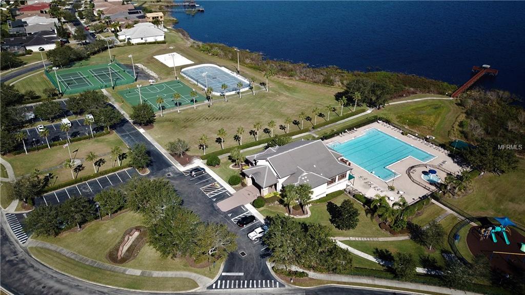 1041 HARBOR HILL STREET, WINTER GARDEN, Florida 34787, 4 Bedrooms Bedrooms, 7 Rooms Rooms,2 BathroomsBathrooms,Residential,For sale,HARBOR HILL,O5557028