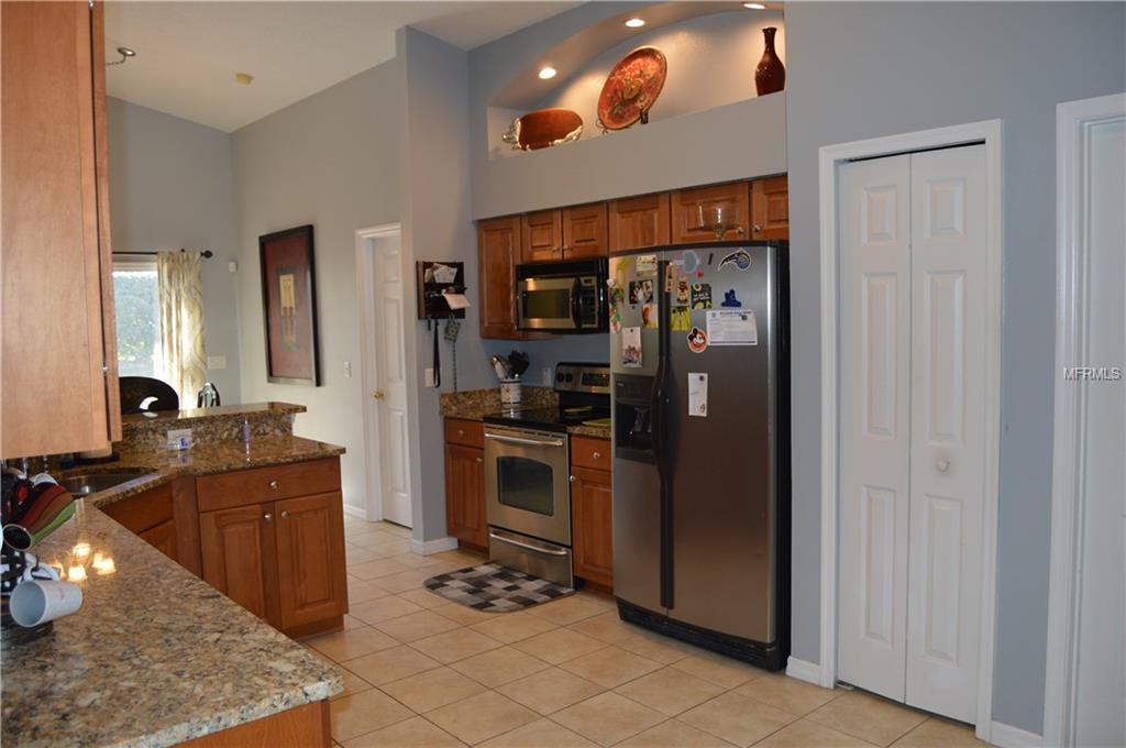 1041 HARBOR HILL STREET, WINTER GARDEN, Florida 34787, 4 Bedrooms Bedrooms, 7 Rooms Rooms,2 BathroomsBathrooms,Residential,For sale,HARBOR HILL,O5557028