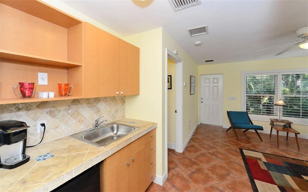 3109 51ST STREET E, BRADENTON, Florida 34208, 3 Bedrooms Bedrooms, 6 Rooms Rooms,3 BathroomsBathrooms,Residential,For sale,51ST,A4208191