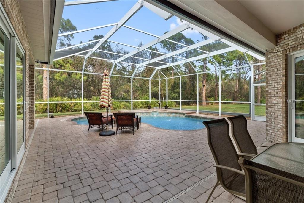4646 HIDDEN FOREST DRIVE, SARASOTA, Florida 34235, 4 Bedrooms Bedrooms, 13 Rooms Rooms,3 BathroomsBathrooms,Residential,For sale,HIDDEN FOREST,A4208523
