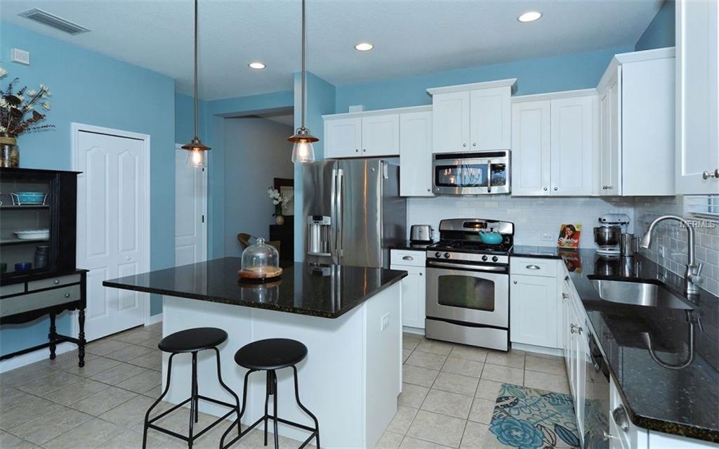 12190 WAKULLA PLACE, VENICE, Florida 34293, 3 Bedrooms Bedrooms, 8 Rooms Rooms,2 BathroomsBathrooms,Residential,For sale,WAKULLA,N5916315