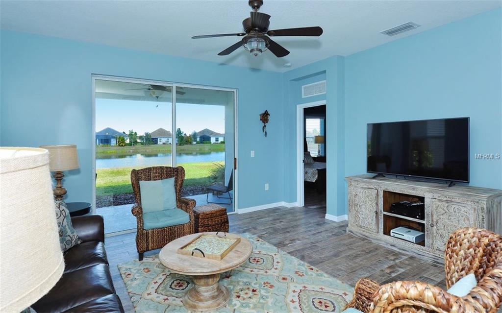 12190 WAKULLA PLACE, VENICE, Florida 34293, 3 Bedrooms Bedrooms, 8 Rooms Rooms,2 BathroomsBathrooms,Residential,For sale,WAKULLA,N5916315