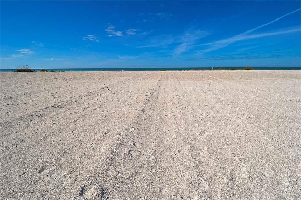 1290 GULF BOULEVARD, CLEARWATER BEACH, Florida 33767, 2 Bedrooms Bedrooms, 4 Rooms Rooms,2 BathroomsBathrooms,Residential,For sale,GULF,U7847132