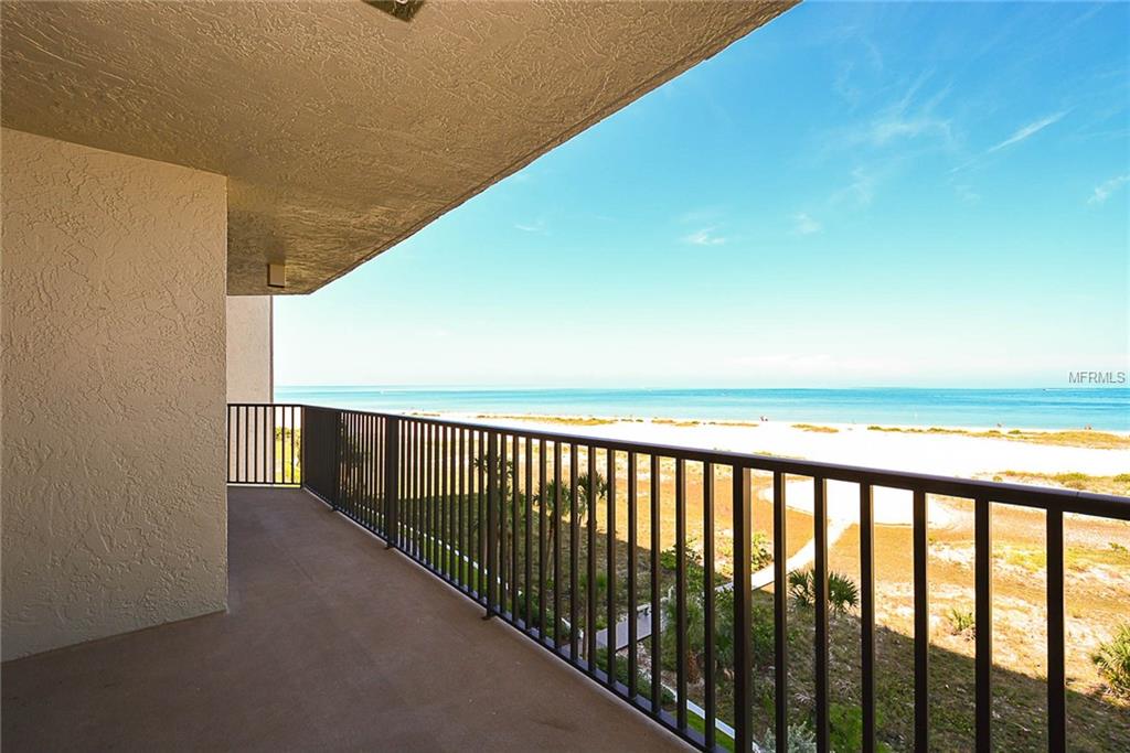 1290 GULF BOULEVARD, CLEARWATER BEACH, Florida 33767, 2 Bedrooms Bedrooms, 4 Rooms Rooms,2 BathroomsBathrooms,Residential,For sale,GULF,U7847132