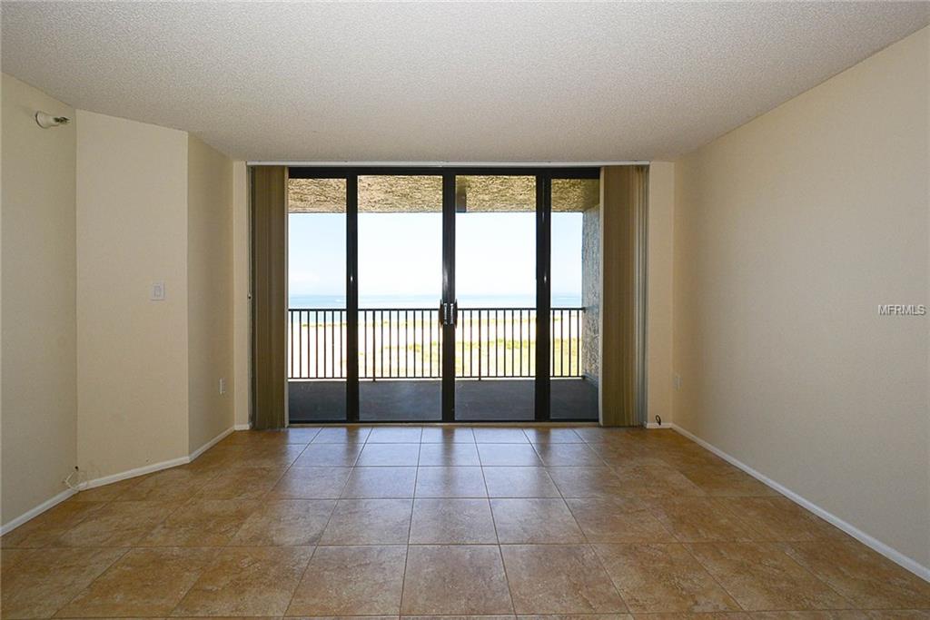 1290 GULF BOULEVARD, CLEARWATER BEACH, Florida 33767, 2 Bedrooms Bedrooms, 4 Rooms Rooms,2 BathroomsBathrooms,Residential,For sale,GULF,U7847132