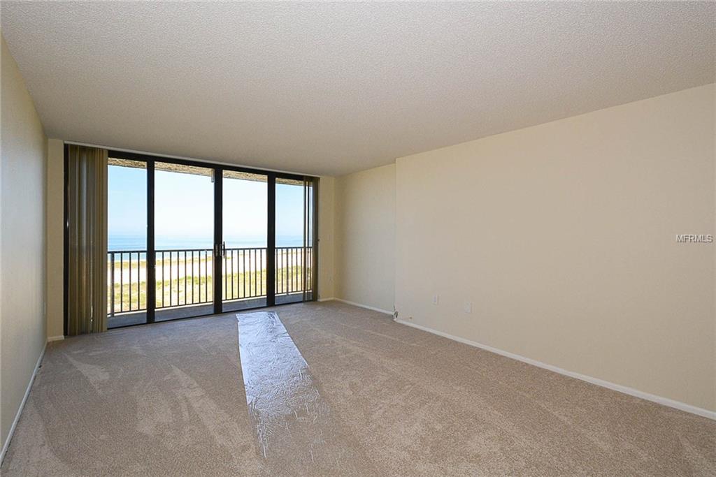 1290 GULF BOULEVARD, CLEARWATER BEACH, Florida 33767, 2 Bedrooms Bedrooms, 4 Rooms Rooms,2 BathroomsBathrooms,Residential,For sale,GULF,U7847132