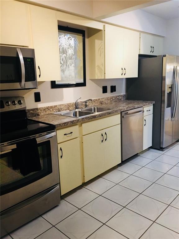 6905 10TH AVENUE W, BRADENTON, Florida 34209, 2 Bedrooms Bedrooms, 3 Rooms Rooms,2 BathroomsBathrooms,Residential,For sale,10TH,A4209852