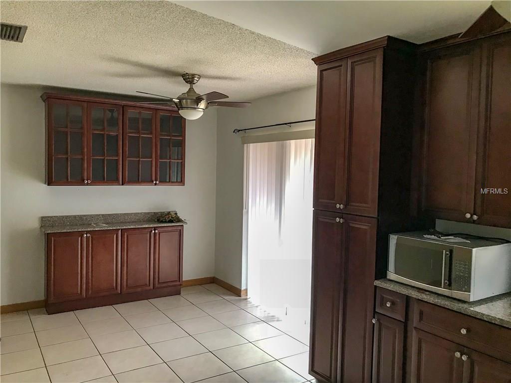 610 E MAGNOLIA STREET, KISSIMMEE, Florida 34744, 4 Bedrooms Bedrooms, 7 Rooms Rooms,2 BathroomsBathrooms,Residential,For sale,MAGNOLIA,S4857038