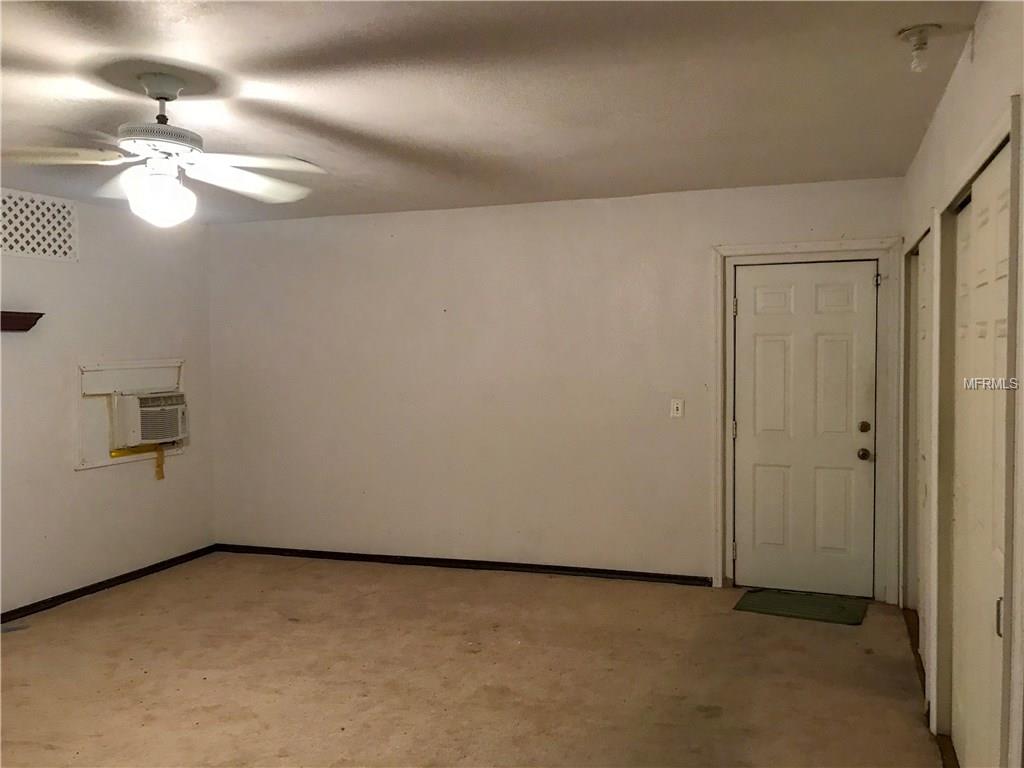 610 E MAGNOLIA STREET, KISSIMMEE, Florida 34744, 4 Bedrooms Bedrooms, 7 Rooms Rooms,2 BathroomsBathrooms,Residential,For sale,MAGNOLIA,S4857038