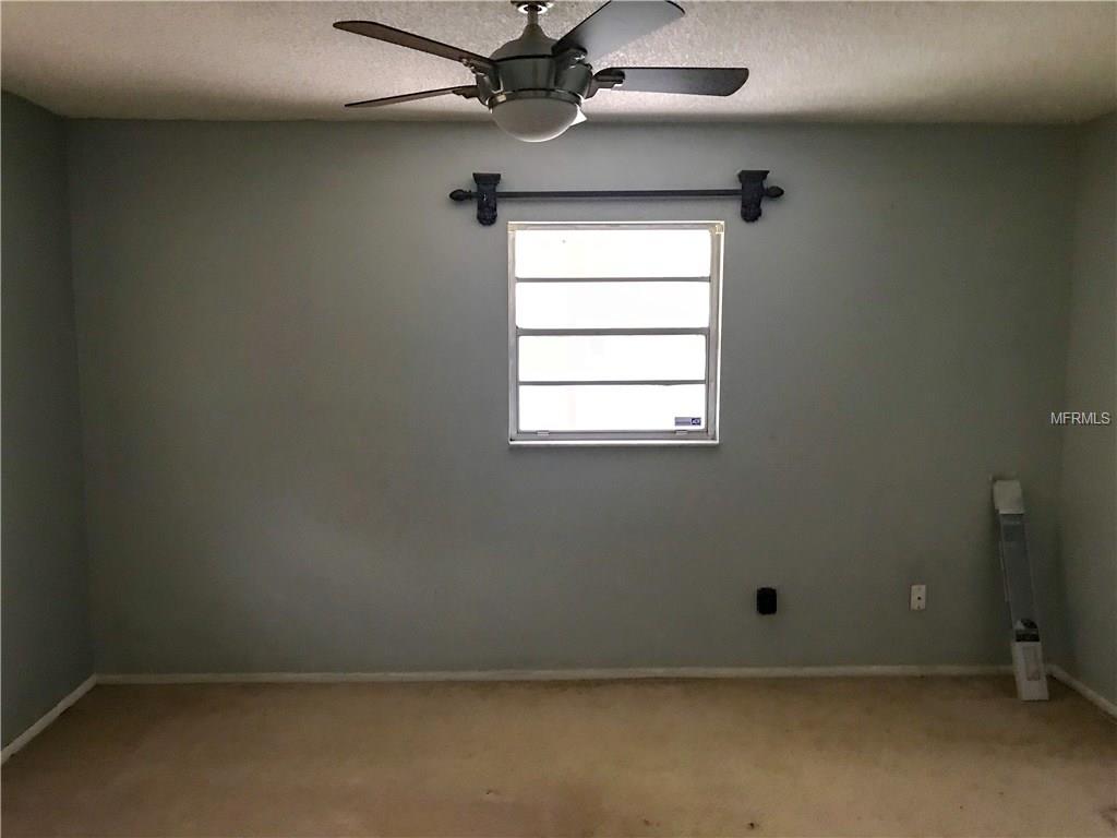 610 E MAGNOLIA STREET, KISSIMMEE, Florida 34744, 4 Bedrooms Bedrooms, 7 Rooms Rooms,2 BathroomsBathrooms,Residential,For sale,MAGNOLIA,S4857038