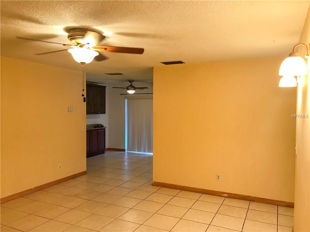 610 E MAGNOLIA STREET, KISSIMMEE, Florida 34744, 4 Bedrooms Bedrooms, 7 Rooms Rooms,2 BathroomsBathrooms,Residential,For sale,MAGNOLIA,S4857038