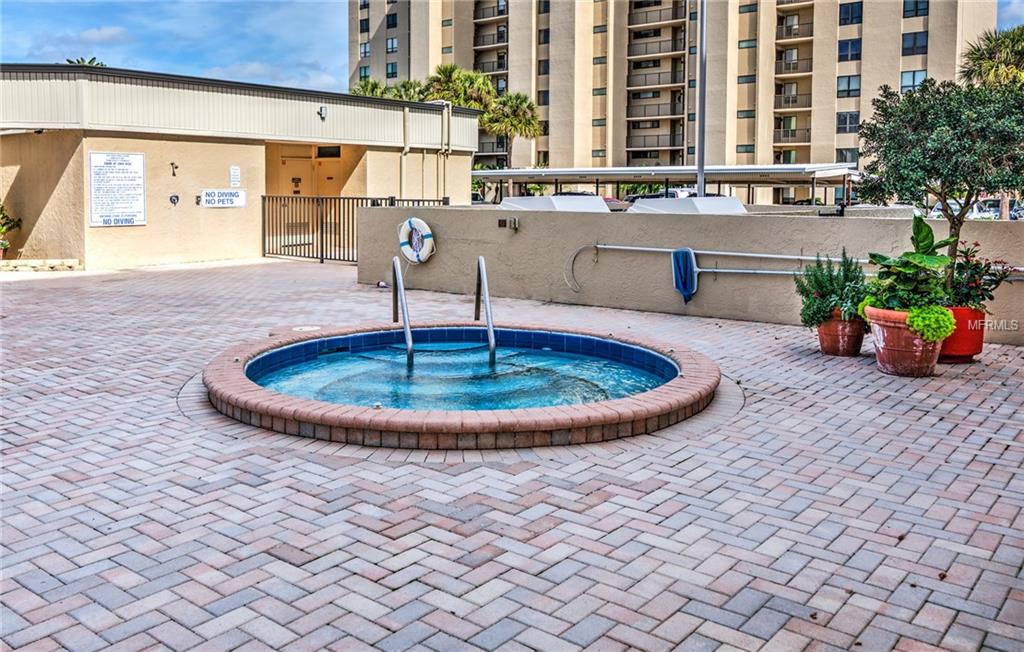 2620 COVE CAY DRIVE, CLEARWATER, Florida 33760, 3 Rooms Rooms,1 BathroomBathrooms,Residential,For sale,COVE CAY,U7847598