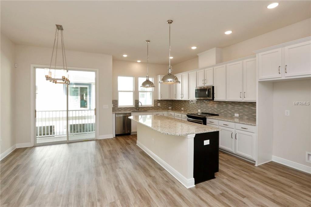 9541 WEST PARK VILLAGE DRIVE, TAMPA, Florida 33626, 3 Bedrooms Bedrooms, 6 Rooms Rooms,3 BathroomsBathrooms,Residential,For sale,WEST PARK VILLAGE,T2883314