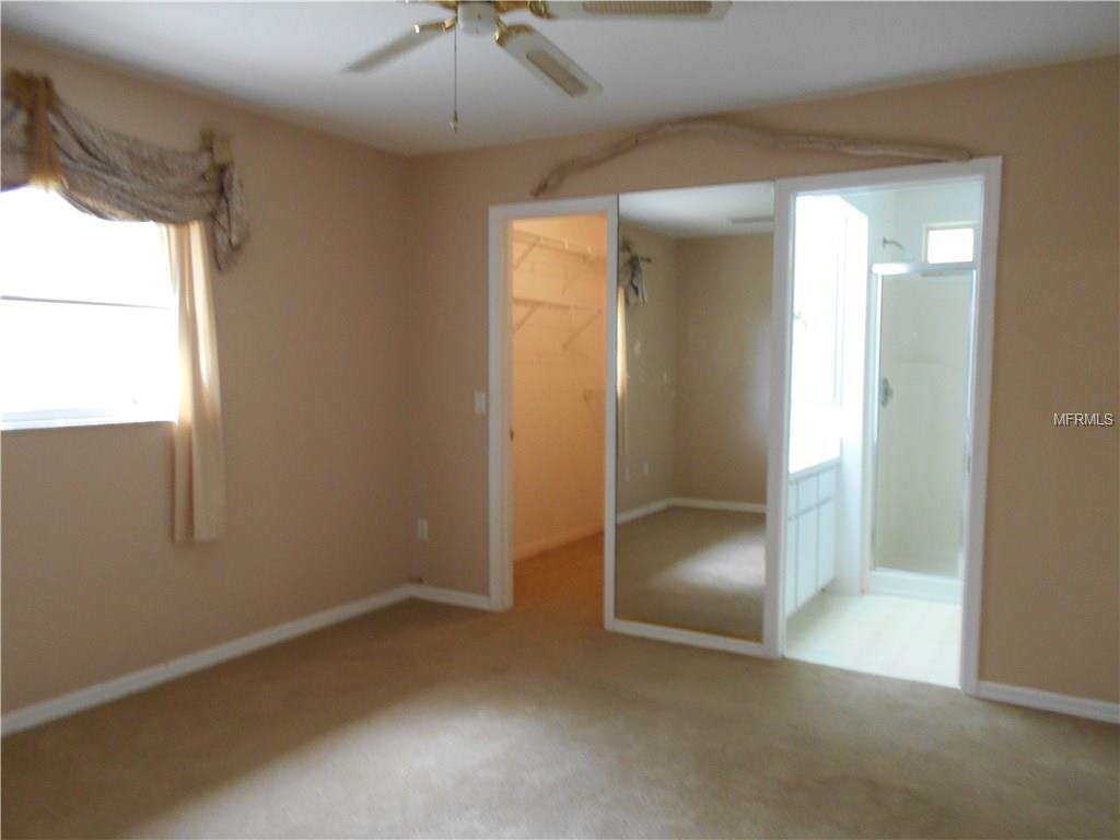 4595 WECOMA AVENUE, NORTH PORT, Florida 34287, 3 Bedrooms Bedrooms, 6 Rooms Rooms,2 BathroomsBathrooms,Residential,For sale,WECOMA,C7243532