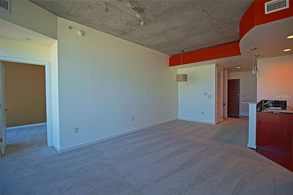 777 N ASHLEY DRIVE, TAMPA, Florida 33602, 2 Bedrooms Bedrooms, 5 Rooms Rooms,2 BathroomsBathrooms,Residential,For sale,ASHLEY,O5541224