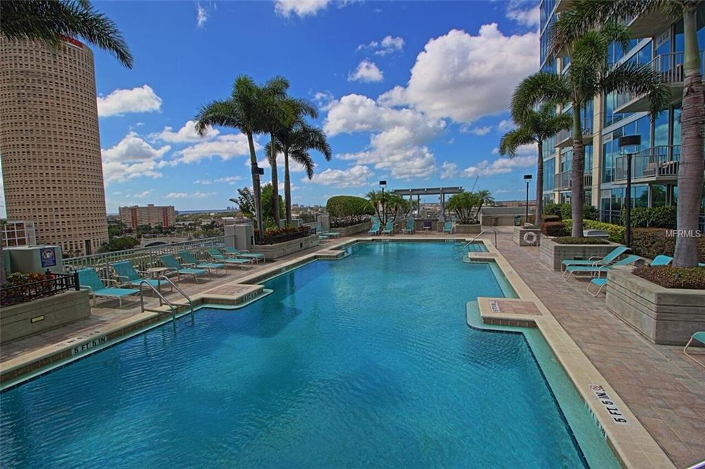 777 N ASHLEY DRIVE, TAMPA, Florida 33602, 2 Bedrooms Bedrooms, 5 Rooms Rooms,2 BathroomsBathrooms,Residential,For sale,ASHLEY,O5541224