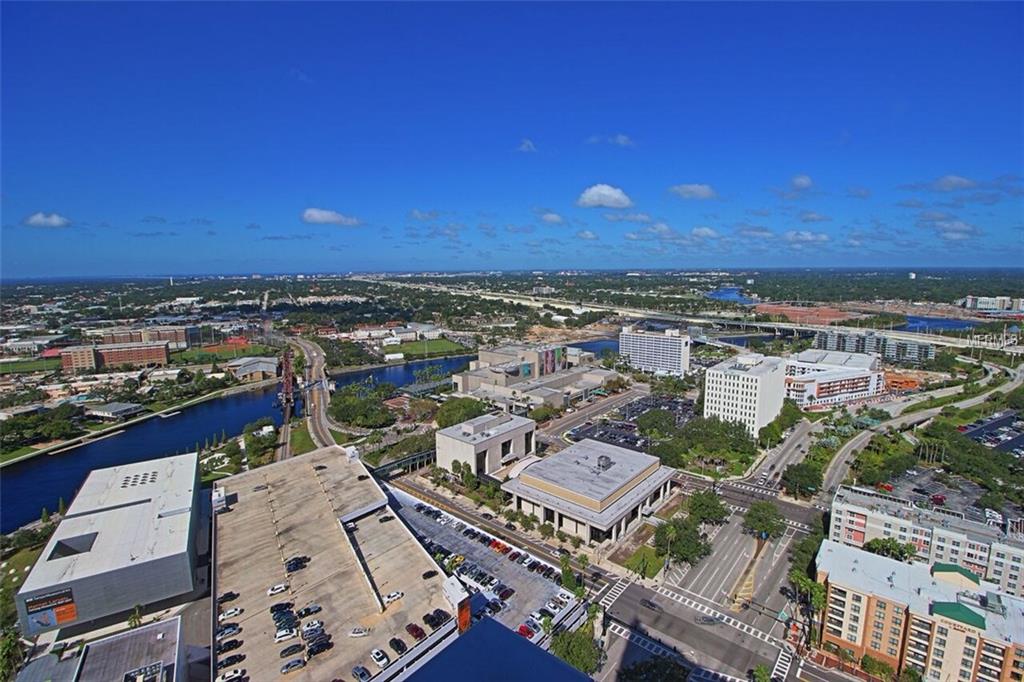 777 N ASHLEY DRIVE, TAMPA, Florida 33602, 2 Bedrooms Bedrooms, 5 Rooms Rooms,2 BathroomsBathrooms,Residential,For sale,ASHLEY,O5541224