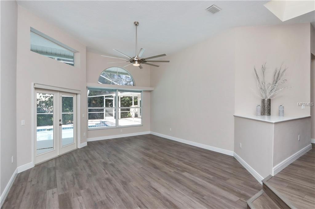 738 WEATHERSFIELD DRIVE, DUNEDIN, Florida 34698, 4 Bedrooms Bedrooms, 8 Rooms Rooms,3 BathroomsBathrooms,Residential,For sale,WEATHERSFIELD,U7837285