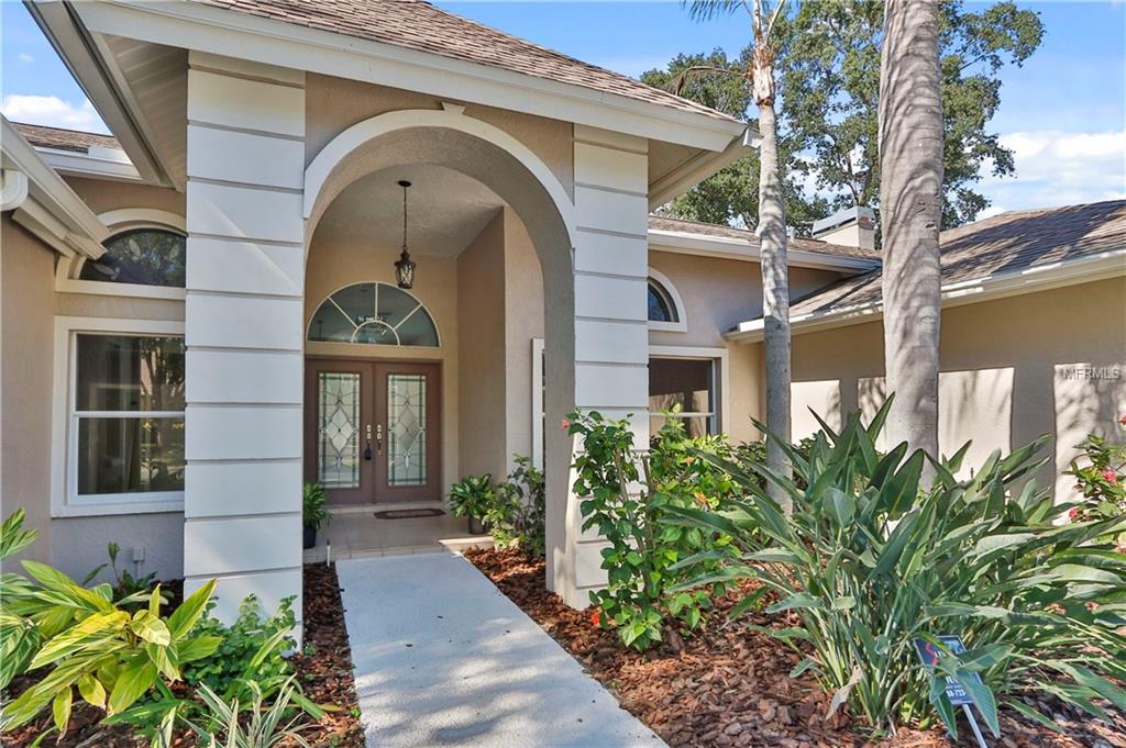 738 WEATHERSFIELD DRIVE, DUNEDIN, Florida 34698, 4 Bedrooms Bedrooms, 8 Rooms Rooms,3 BathroomsBathrooms,Residential,For sale,WEATHERSFIELD,U7837285