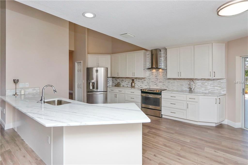 738 WEATHERSFIELD DRIVE, DUNEDIN, Florida 34698, 4 Bedrooms Bedrooms, 8 Rooms Rooms,3 BathroomsBathrooms,Residential,For sale,WEATHERSFIELD,U7837285