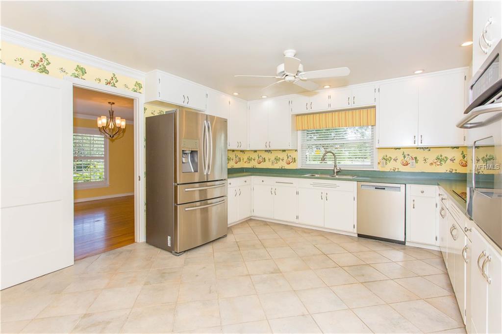 1601 LEGION DRIVE, WINTER PARK, Florida 32789, 3 Bedrooms Bedrooms, 8 Rooms Rooms,2 BathroomsBathrooms,Residential,For sale,LEGION,O5547588