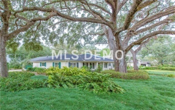 1601 LEGION DRIVE, WINTER PARK, Florida 32789, 3 Bedrooms Bedrooms, 8 Rooms Rooms,2 BathroomsBathrooms,Residential,For sale,LEGION,O5547588