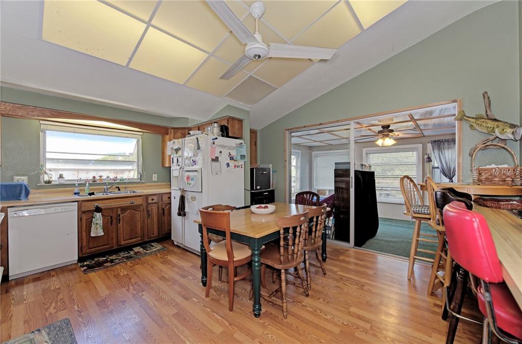 1520 S RIVER ROAD, ENGLEWOOD, Florida 34223, 7 Bedrooms Bedrooms, 10 Rooms Rooms,5 BathroomsBathrooms,Residential,For sale,RIVER,D5922220