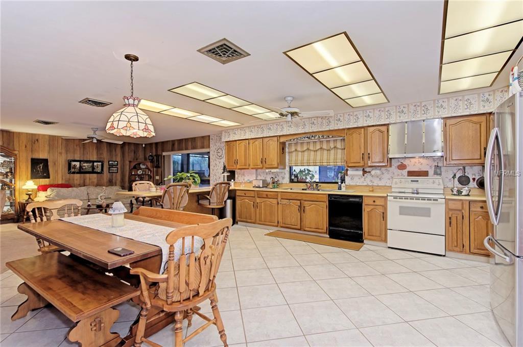 1520 S RIVER ROAD, ENGLEWOOD, Florida 34223, 7 Bedrooms Bedrooms, 10 Rooms Rooms,5 BathroomsBathrooms,Residential,For sale,RIVER,D5922220