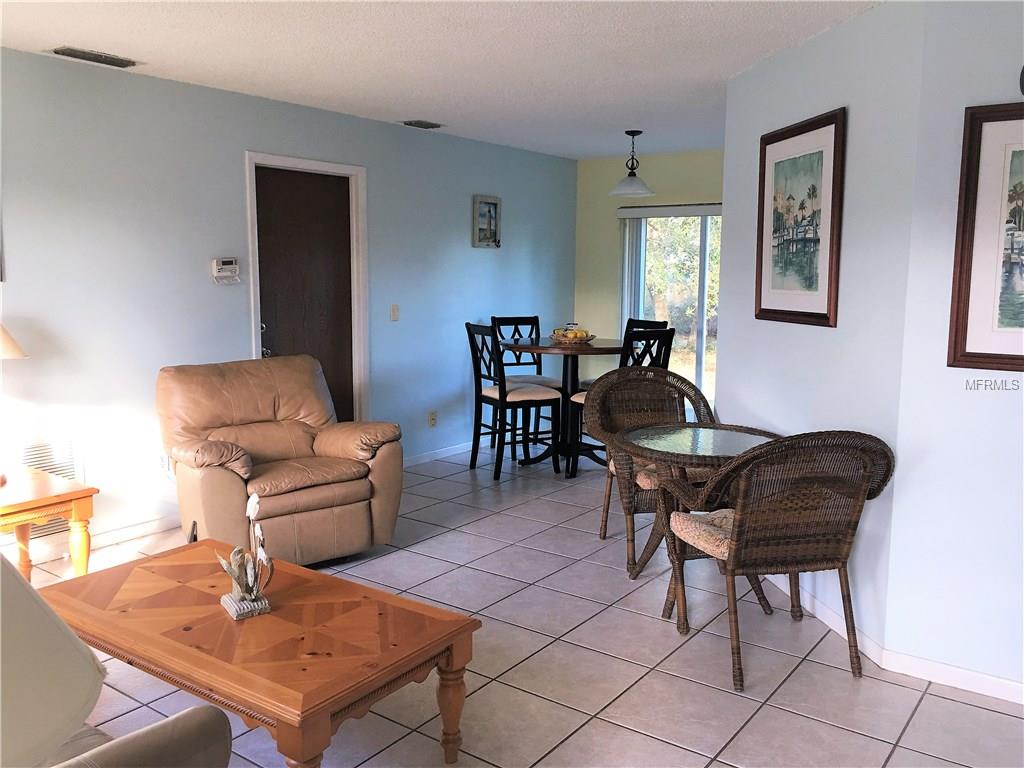 871 MOONGATE TERRACE, DELTONA, Florida 32725, 2 Bedrooms Bedrooms, 5 Rooms Rooms,1 BathroomBathrooms,Residential,For sale,MOONGATE,V4722408