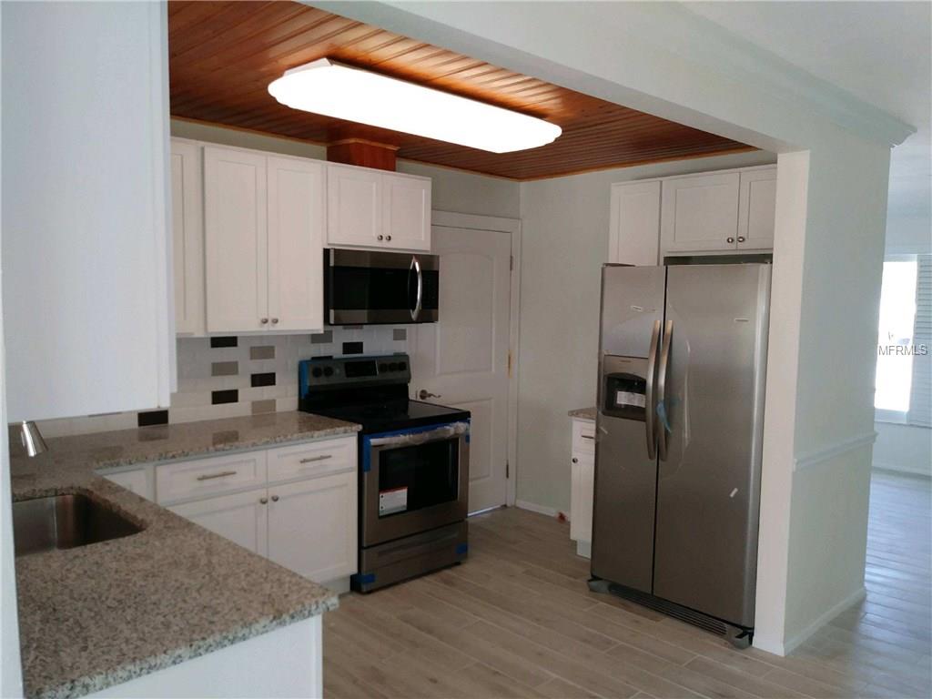 7302 HATTERAS DRIVE, HUDSON, Florida 34667, 2 Bedrooms Bedrooms, 3 Rooms Rooms,2 BathroomsBathrooms,Residential,For sale,HATTERAS,W7637436