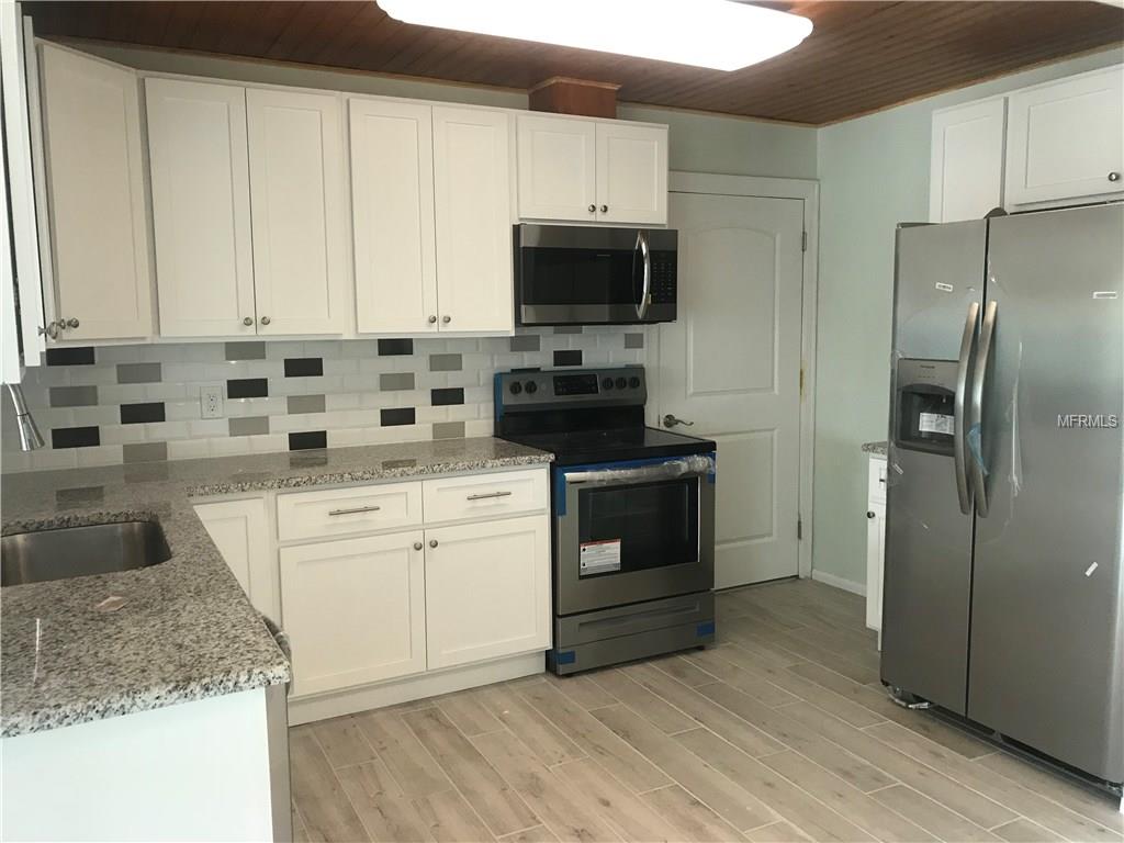 7302 HATTERAS DRIVE, HUDSON, Florida 34667, 2 Bedrooms Bedrooms, 3 Rooms Rooms,2 BathroomsBathrooms,Residential,For sale,HATTERAS,W7637436