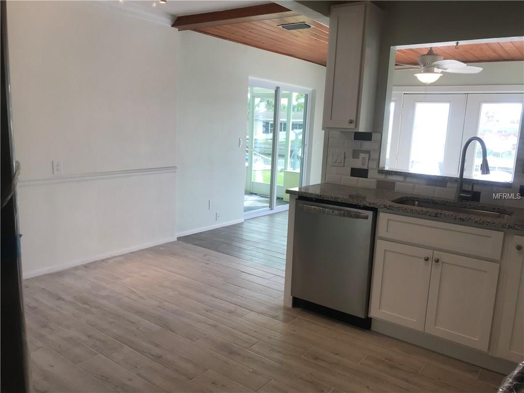 7302 HATTERAS DRIVE, HUDSON, Florida 34667, 2 Bedrooms Bedrooms, 3 Rooms Rooms,2 BathroomsBathrooms,Residential,For sale,HATTERAS,W7637436