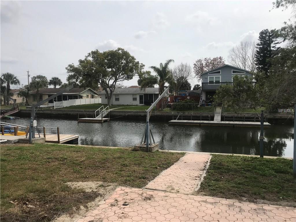 7302 HATTERAS DRIVE, HUDSON, Florida 34667, 2 Bedrooms Bedrooms, 3 Rooms Rooms,2 BathroomsBathrooms,Residential,For sale,HATTERAS,W7637436