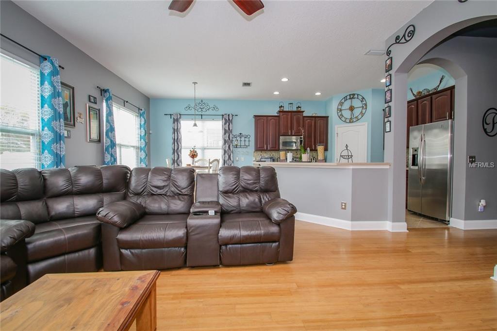 7976 CAMDEN WOODS DRIVE, TAMPA, Florida 33619, 3 Bedrooms Bedrooms, 4 Rooms Rooms,2 BathroomsBathrooms,Residential,For sale,CAMDEN WOODS,T2927780