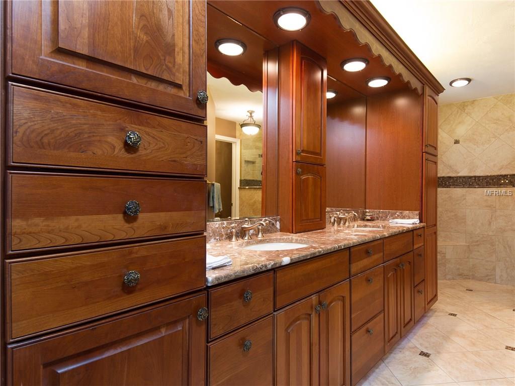 217 GLENBRIAR CIR, DAYTONA BEACH, Florida 32114, 3 Bedrooms Bedrooms, 8 Rooms Rooms,3 BathroomsBathrooms,Residential,For sale,GLENBRIAR CIR,O5561938