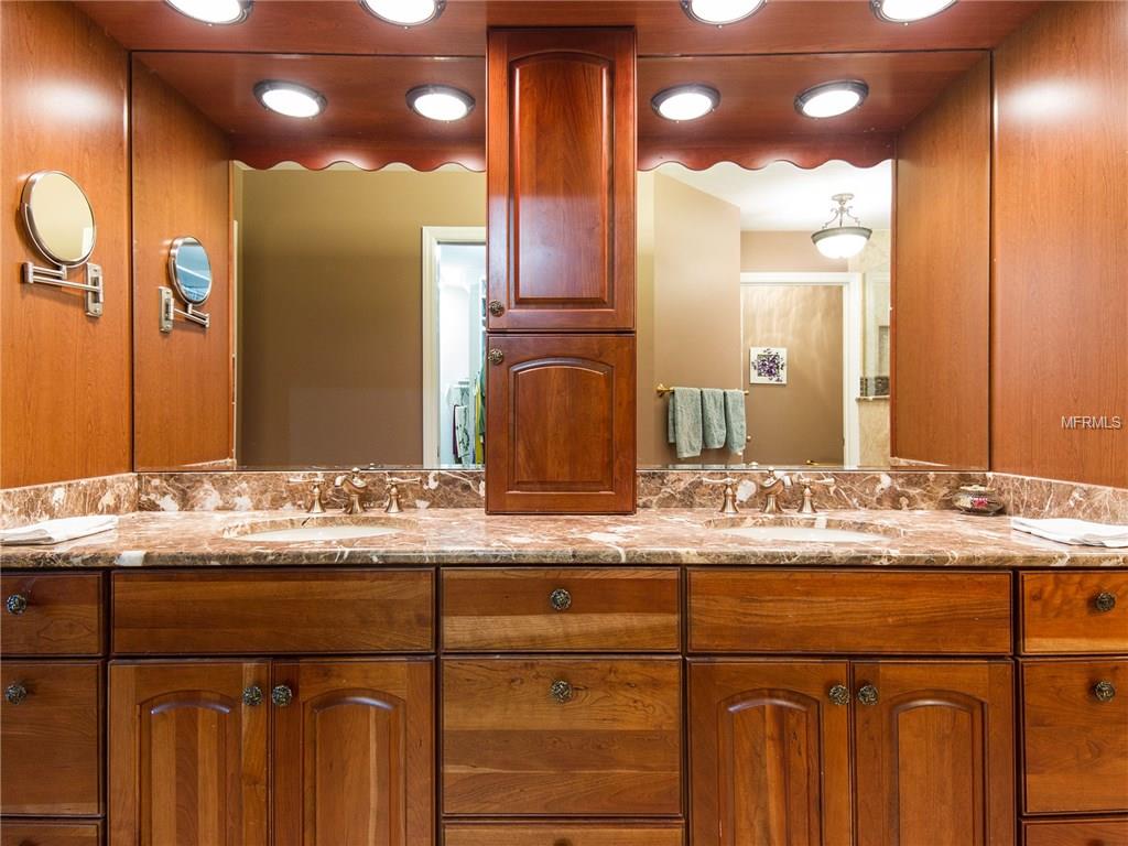 217 GLENBRIAR CIR, DAYTONA BEACH, Florida 32114, 3 Bedrooms Bedrooms, 8 Rooms Rooms,3 BathroomsBathrooms,Residential,For sale,GLENBRIAR CIR,O5561938