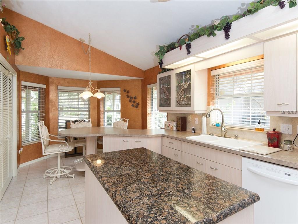 217 GLENBRIAR CIR, DAYTONA BEACH, Florida 32114, 3 Bedrooms Bedrooms, 8 Rooms Rooms,3 BathroomsBathrooms,Residential,For sale,GLENBRIAR CIR,O5561938