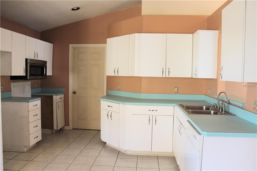 3031 46TH AVENUE E, BRADENTON, Florida 34203, 3 Bedrooms Bedrooms, 6 Rooms Rooms,2 BathroomsBathrooms,Residential,For sale,46TH,A4200503