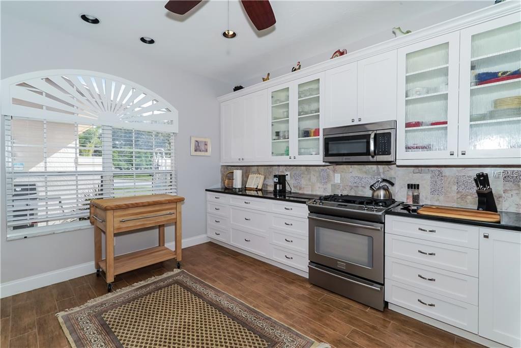 4092 PENSHURST PARK, SARASOTA, Florida 34235, 3 Bedrooms Bedrooms, 8 Rooms Rooms,2 BathroomsBathrooms,Residential,For sale,PENSHURST,A4205269