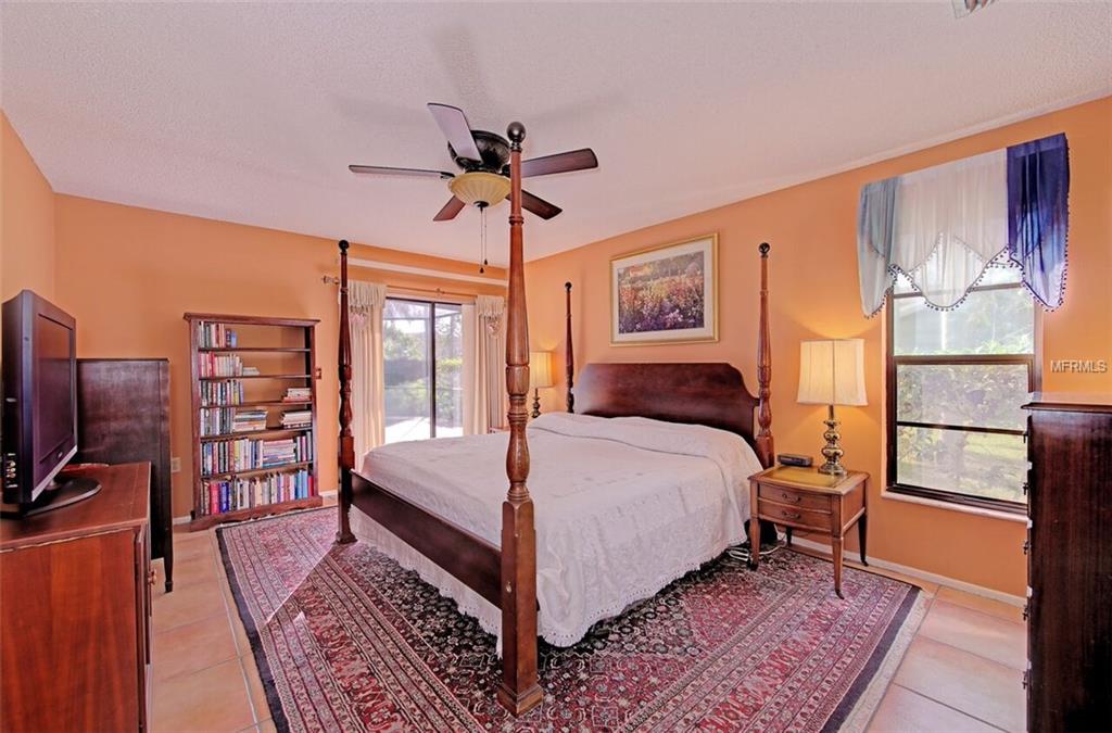 3871 EASTON STREET, SARASOTA, Florida 34238, 4 Bedrooms Bedrooms, 10 Rooms Rooms,3 BathroomsBathrooms,Residential,For sale,EASTON,A4206004