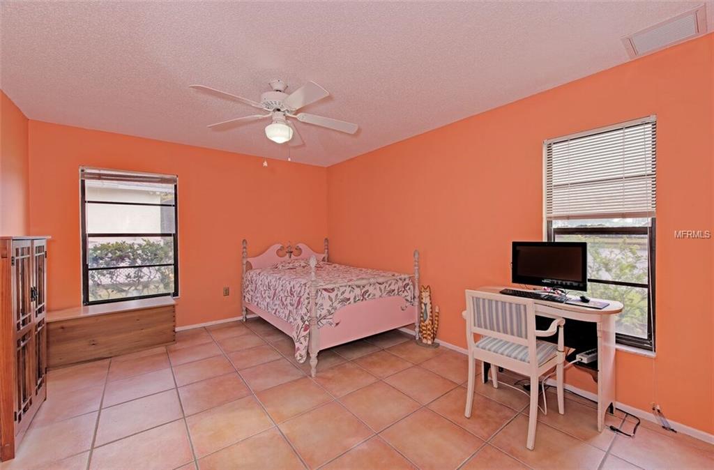 3871 EASTON STREET, SARASOTA, Florida 34238, 4 Bedrooms Bedrooms, 10 Rooms Rooms,3 BathroomsBathrooms,Residential,For sale,EASTON,A4206004