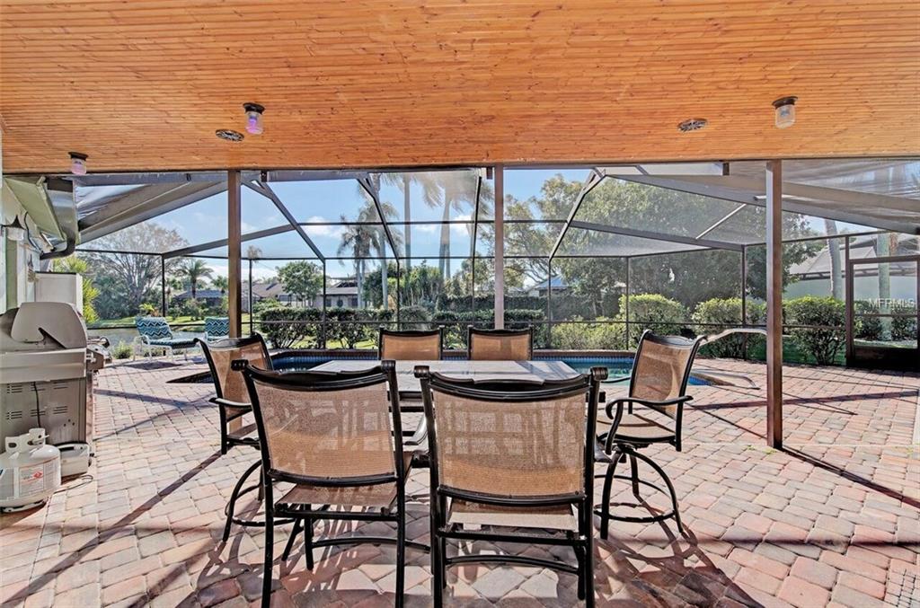 3871 EASTON STREET, SARASOTA, Florida 34238, 4 Bedrooms Bedrooms, 10 Rooms Rooms,3 BathroomsBathrooms,Residential,For sale,EASTON,A4206004