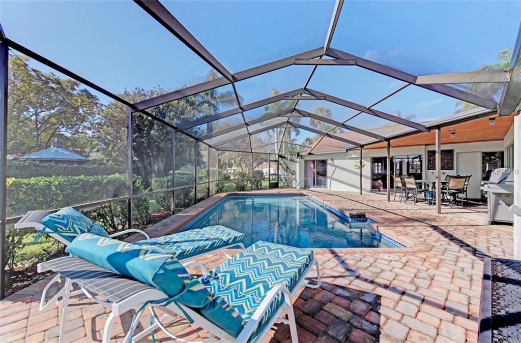 3871 EASTON STREET, SARASOTA, Florida 34238, 4 Bedrooms Bedrooms, 10 Rooms Rooms,3 BathroomsBathrooms,Residential,For sale,EASTON,A4206004