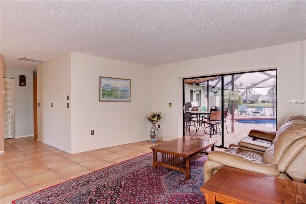 3871 EASTON STREET, SARASOTA, Florida 34238, 4 Bedrooms Bedrooms, 10 Rooms Rooms,3 BathroomsBathrooms,Residential,For sale,EASTON,A4206004