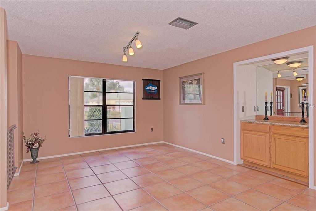 3871 EASTON STREET, SARASOTA, Florida 34238, 4 Bedrooms Bedrooms, 10 Rooms Rooms,3 BathroomsBathrooms,Residential,For sale,EASTON,A4206004