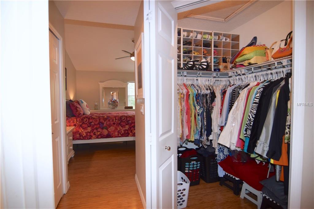 454 DATE PALM COURT NE, ST PETERSBURG, Florida 33703, 3 Bedrooms Bedrooms, 7 Rooms Rooms,2 BathroomsBathrooms,Residential,For sale,DATE PALM,U7843914